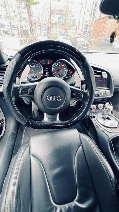 2009 Audi 42 R8 - Image 11 of 20