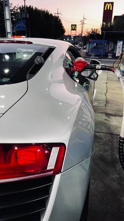 2009 Audi 42 R8 - Image 13 of 20