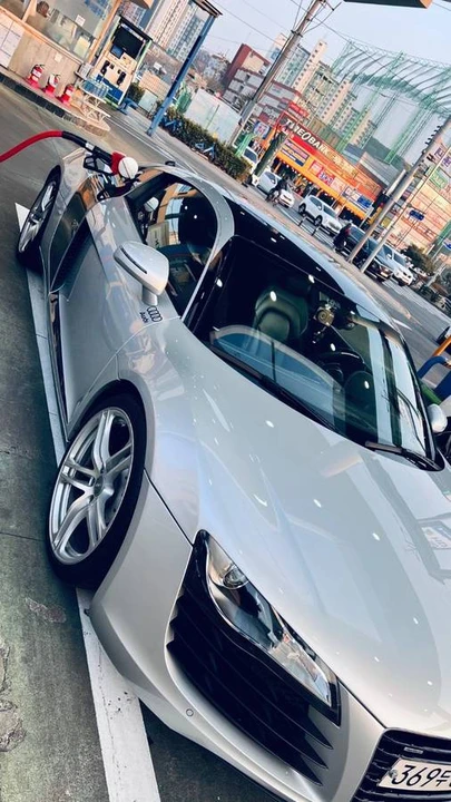 2009 Audi 42 R8 - Image 17 of 20