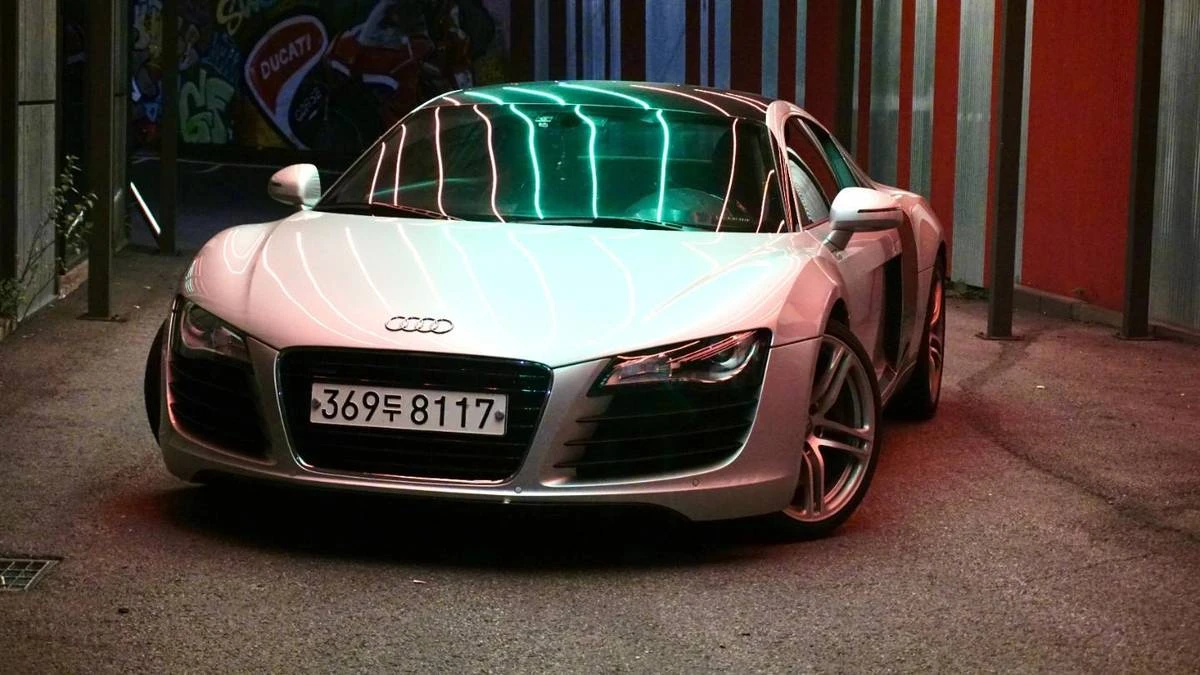 2009 Audi 42 R8 - Image 19 of 20