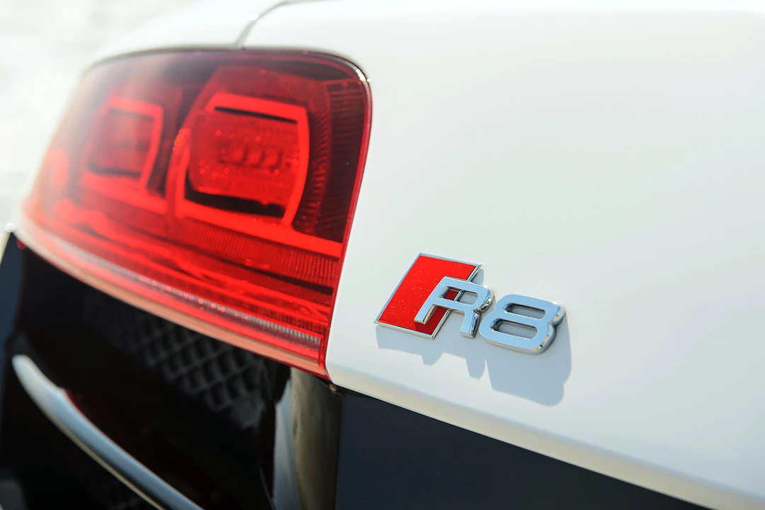 2009 Audi 42 R8 - Image 29 of 31