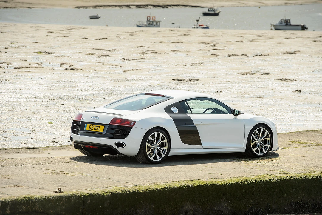 2009 Audi 42 R8 - Image 8 of 31