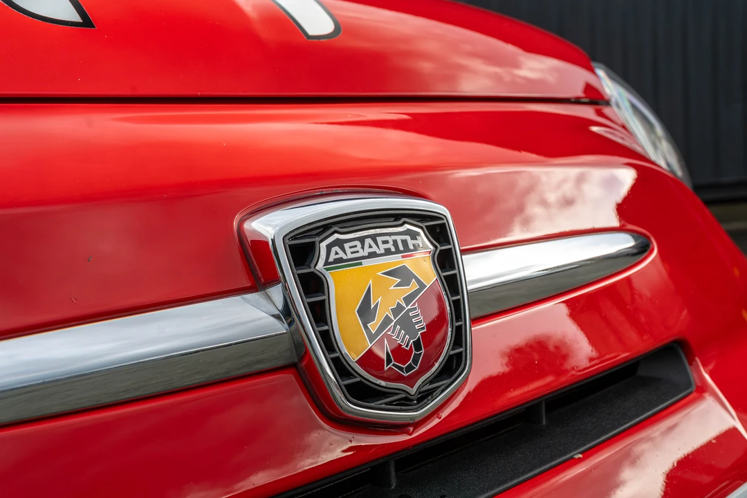 2009 Fiat Abarth 500 - Image 20 of 31