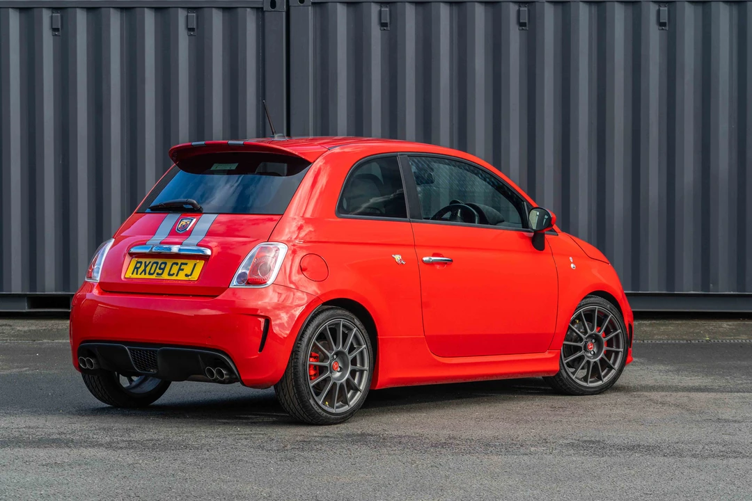 2009 Fiat Abarth 500 - Image 5 of 31