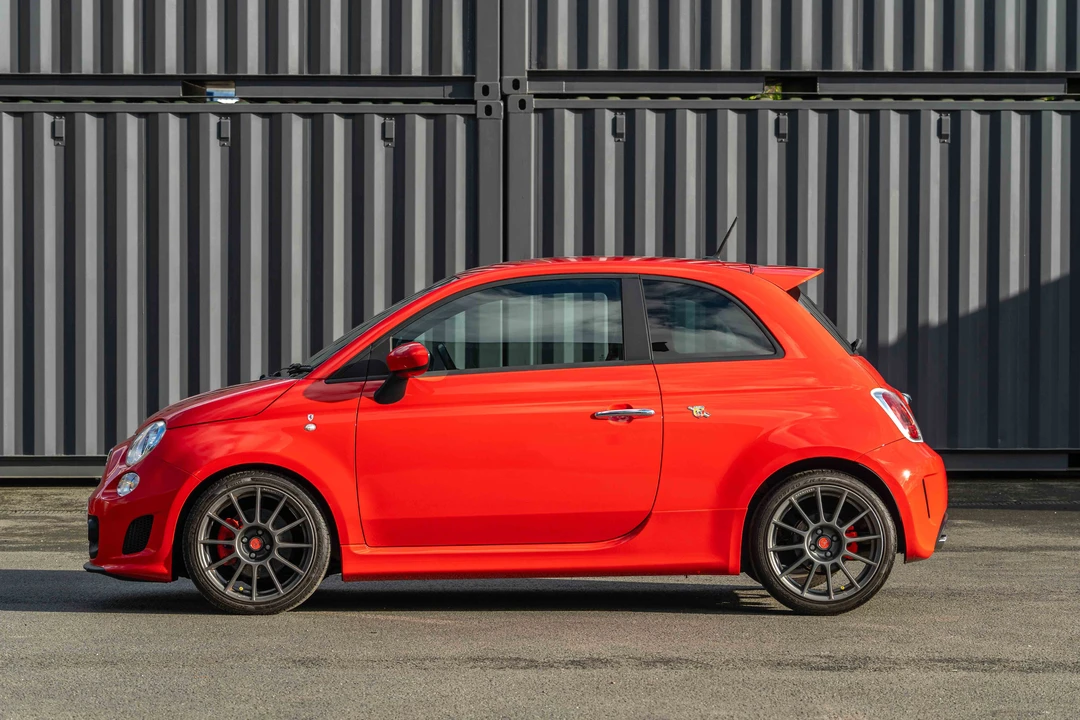 2009 Fiat Abarth 500 - Image 8 of 31