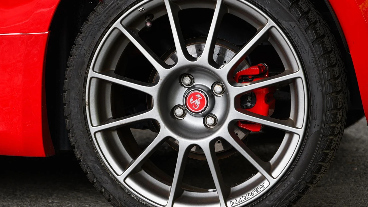 2009 Abarth - Image 9 of 31