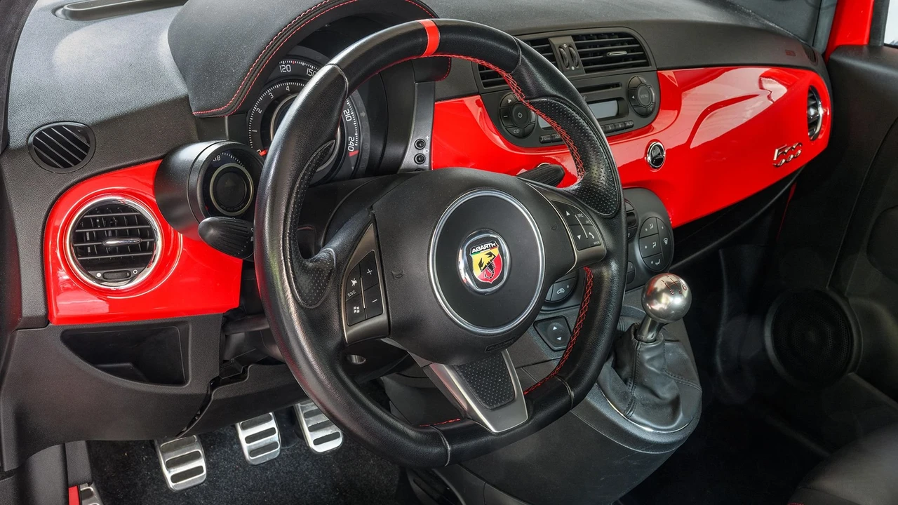 2009 Abarth - Image 23 of 31