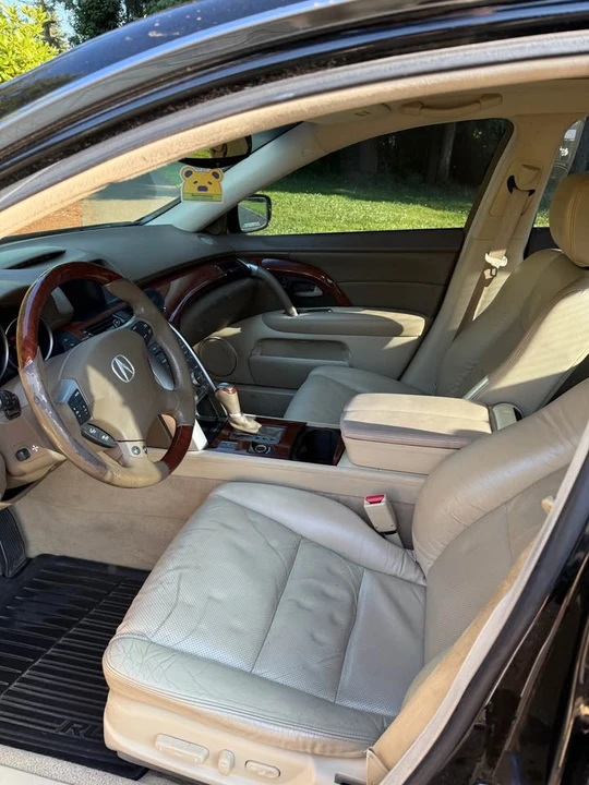 2009 Acura RL 2nd Gen - Image 4 of 8