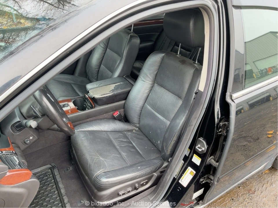 2009 Acura RL 2nd Gen - Image 11 of 12