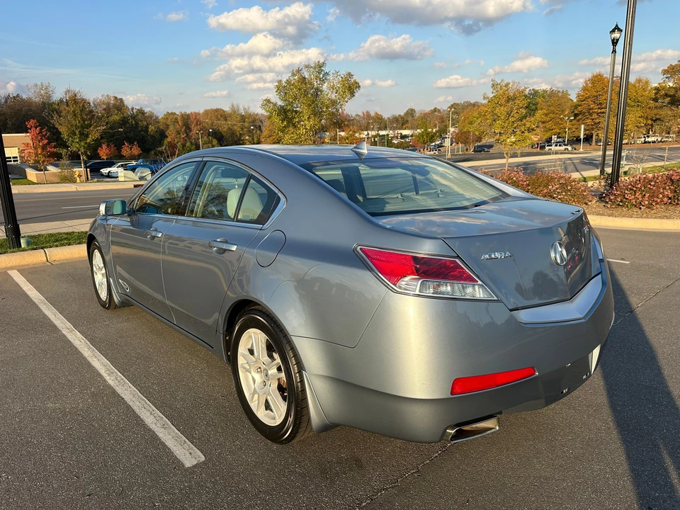 2009 Acura TL 4th Gen - Image 9 of 31