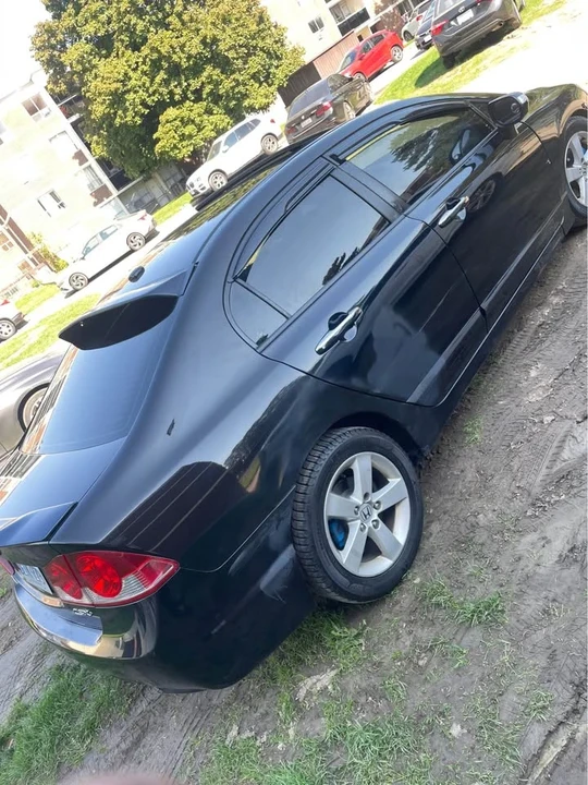 2009 Acura EL - Image 3 of 8