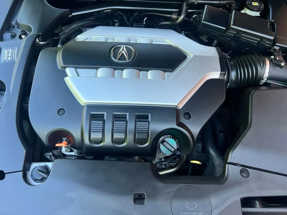 2009 Acura RL 2nd Gen - Image 10 of 20