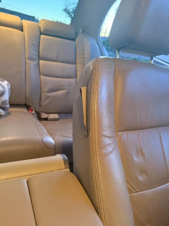 2009 Acura RL 2nd Gen - Image 14 of 17
