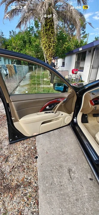 2009 Acura RL 2nd Gen - Image 4 of 7