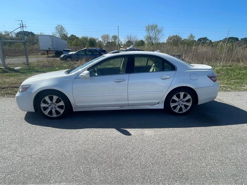 2009 Acura RL 2nd Gen - Image 6 of 15