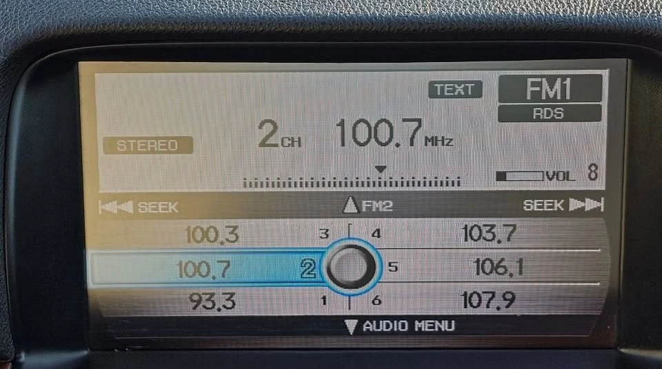 2009 Acura RL 2nd Gen - Image 15 of 19