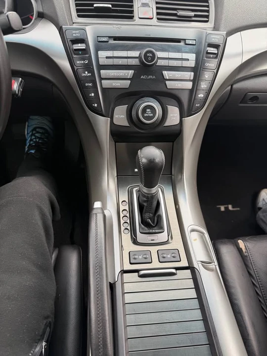 2009 Acura TL 4th Gen - Image 9 of 20