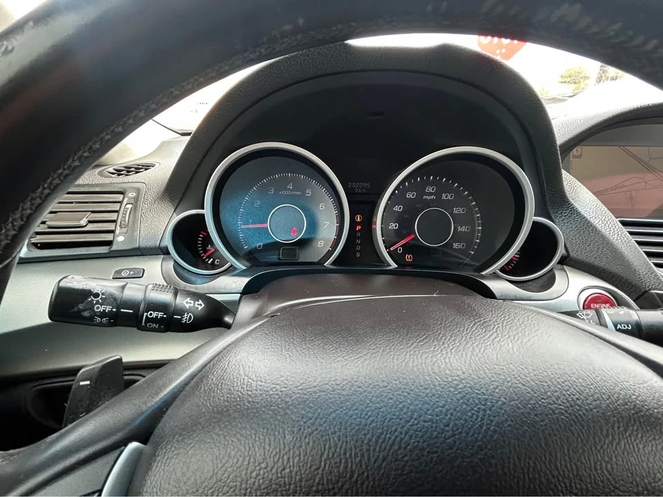 2009 Acura TL 4th Gen - Image 8 of 11