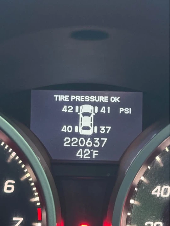 2009 Acura TL 4th Gen - Image 8 of 10