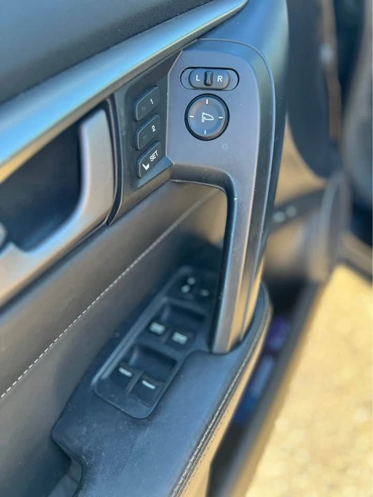 2009 Acura TL 4th Gen - Image 16 of 20