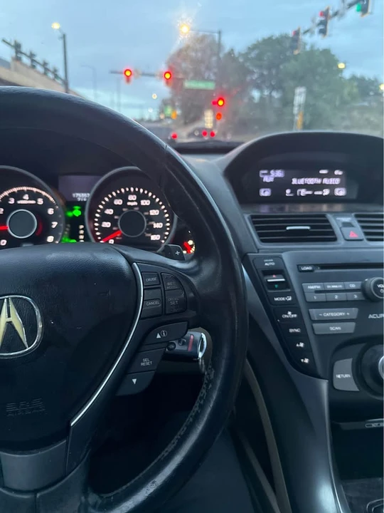 2009 Acura TL 4th Gen - Image 4 of 4