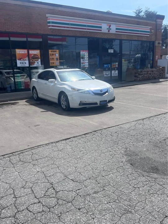 2009 Acura TL 4th Gen - Image 2 of 2