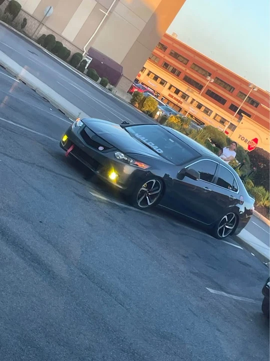 2009 Acura TSX 2nd Gen - Image 2 of 12