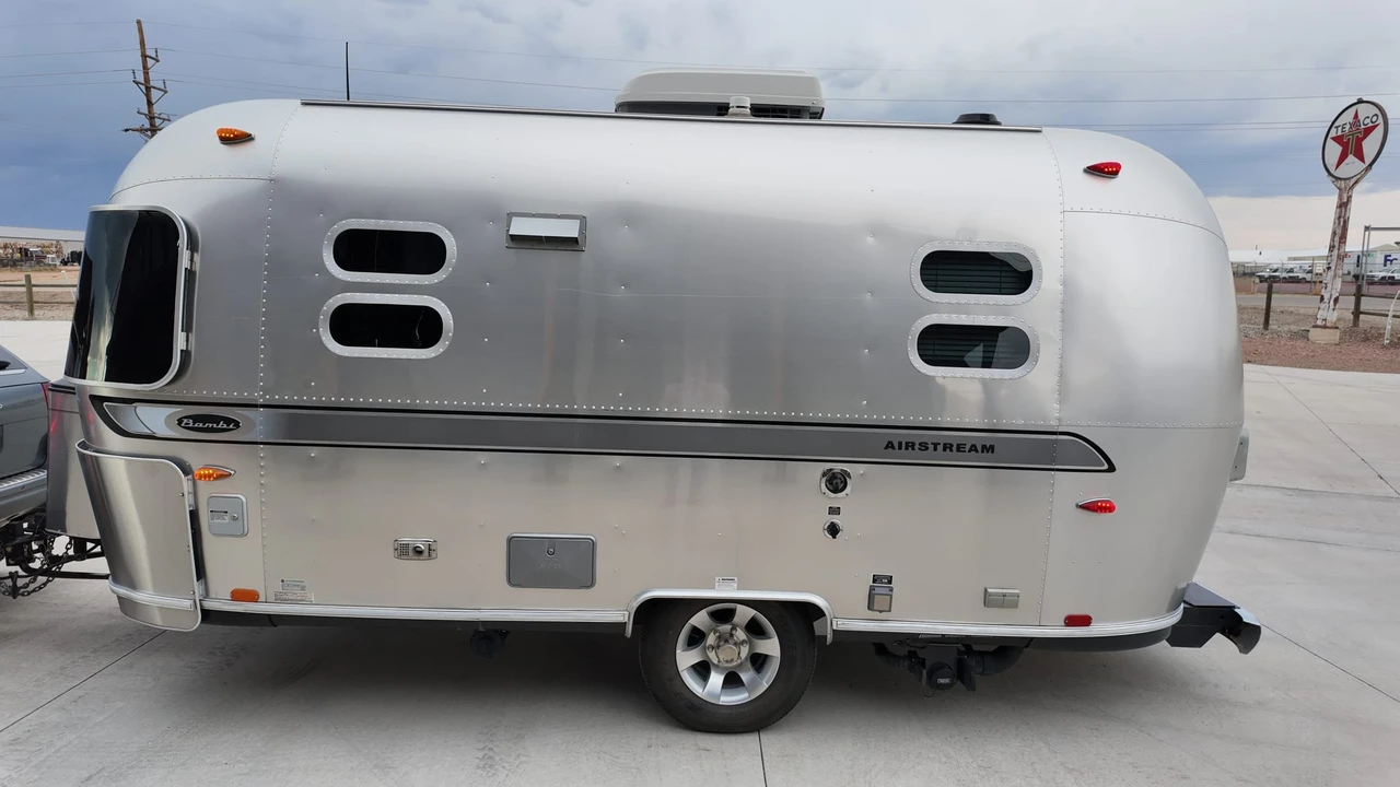 2009 Parts & Memorabilia Trailers - Image 15 of 31