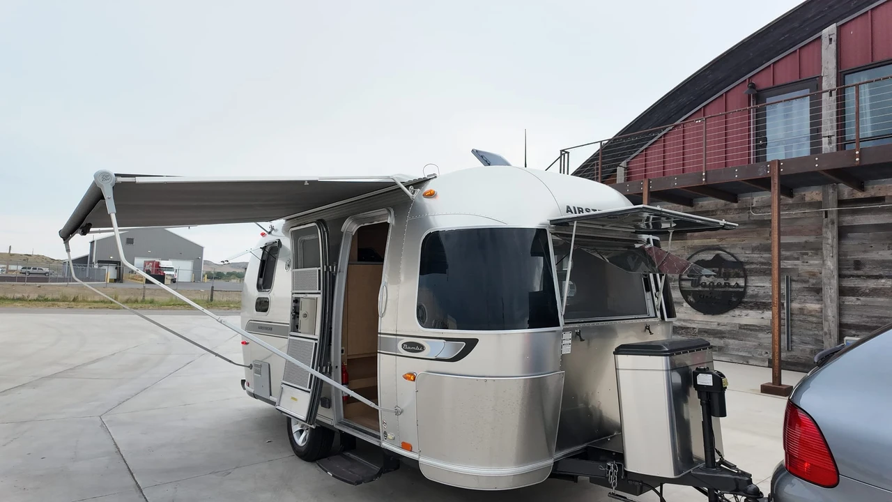 2009 Parts & Memorabilia Trailers - Image 25 of 31