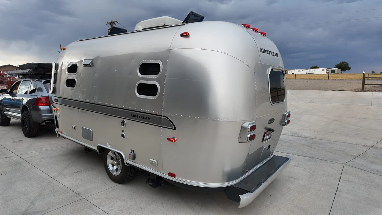 2009 Parts & Memorabilia Trailers - Image 17 of 31