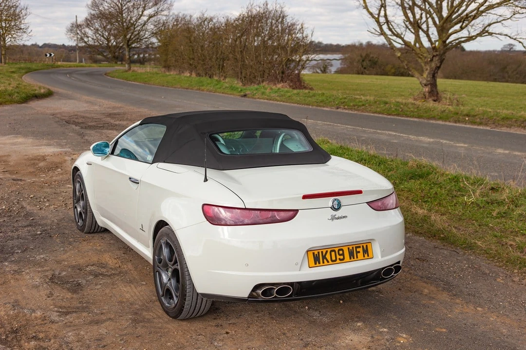 2009 Alfa Romeo 102-Series 2000 - Image 18 of 30