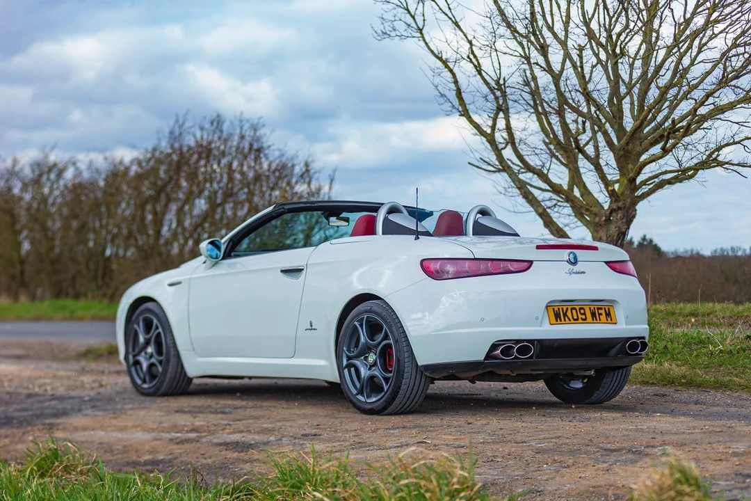 2009 Alfa Romeo 102-Series 2000 - Image 10 of 30