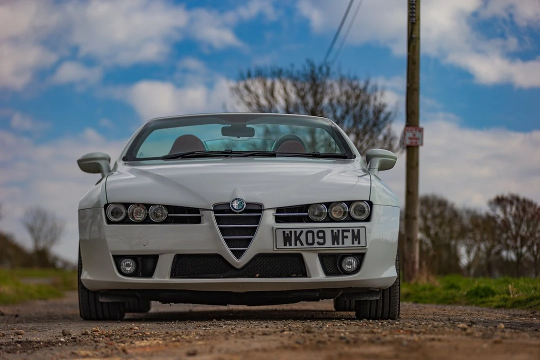 2009 Alfa Romeo 102-Series 2000 - Image 5 of 30