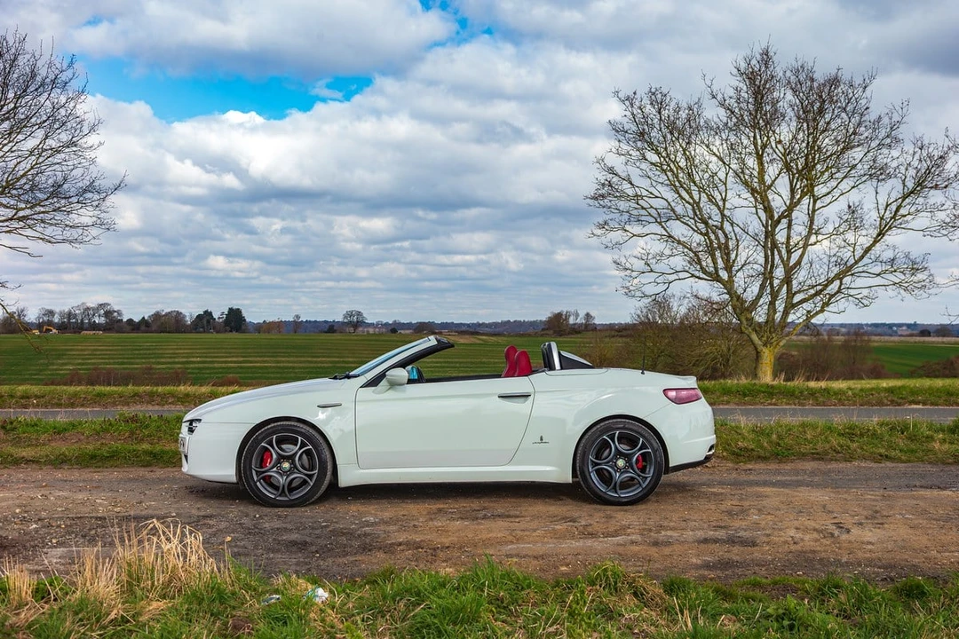 2009 Alfa Romeo 102-Series 2000 - Image 7 of 30
