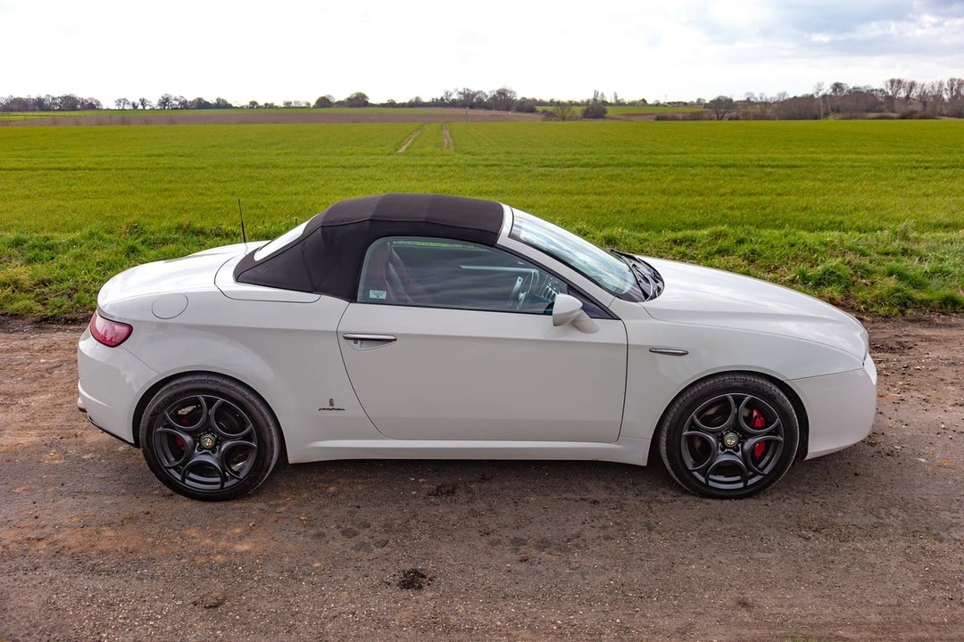 2009 Alfa Romeo 102-Series 2000 - Image 14 of 30