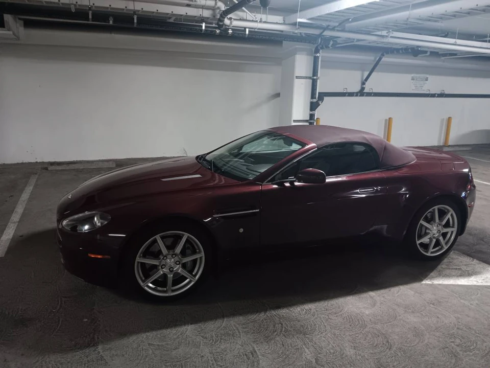 2009 Aston Martin Vantage - Image 3 of 13