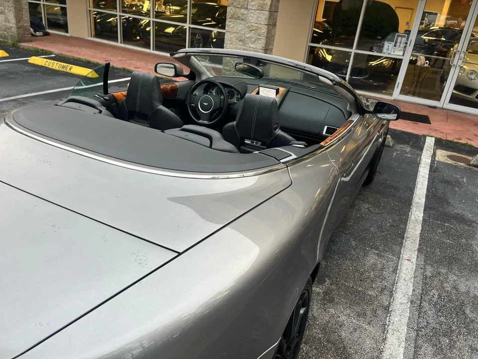 2009 Aston Martin DB9 - Image 19 of 31