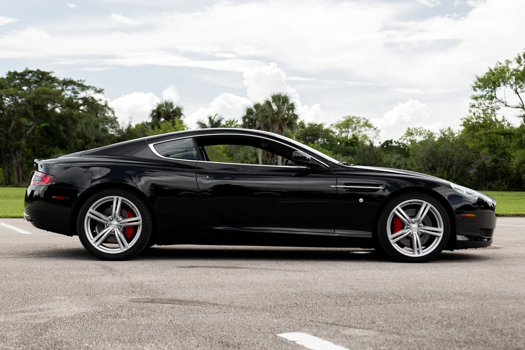 2009 Aston Martin DB9 - Image 9 of 31