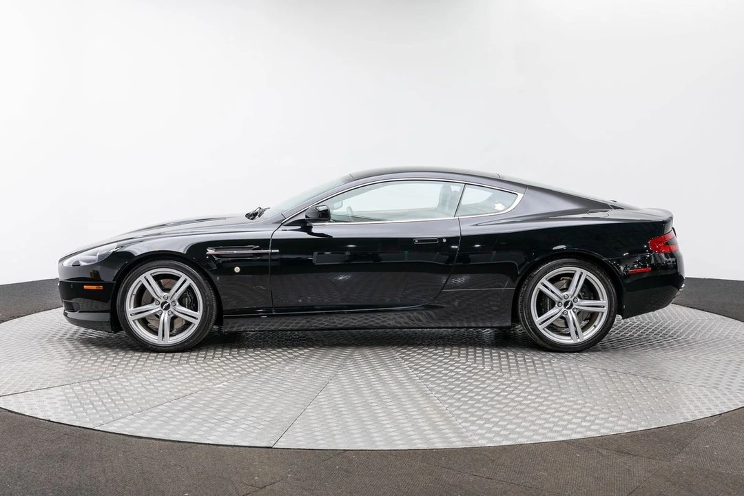 2009 Aston Martin DB9 - Image 8 of 12