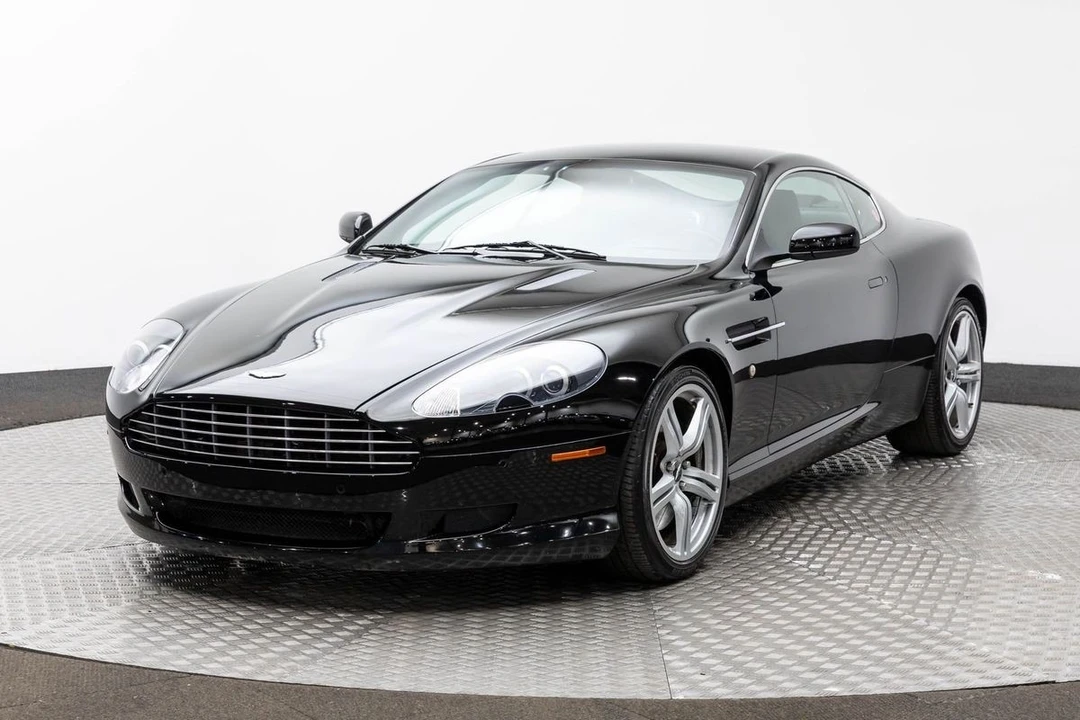 2009 Aston Martin DB9 - Image 2 of 12