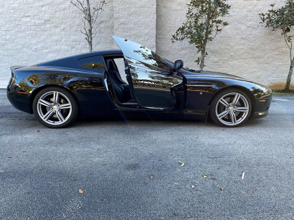 2009 Aston Martin DB9 - Image 13 of 31
