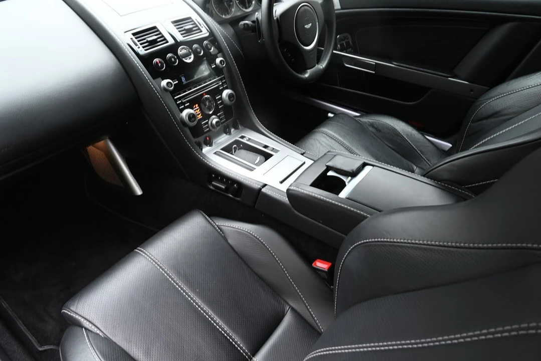 2009 Aston Martin DB9 - Image 29 of 30