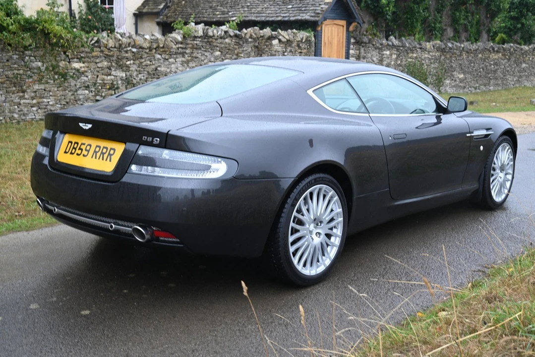 2009 Aston Martin DB9 - Image 12 of 30