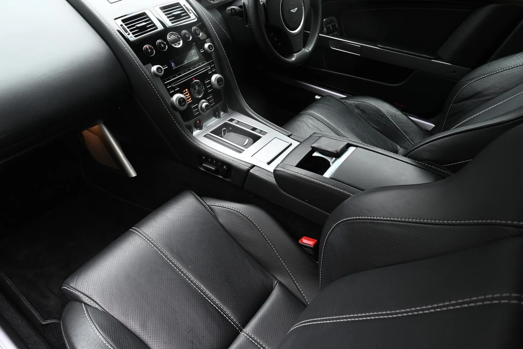 2009 Aston Martin DB9 - Image 30 of 30
