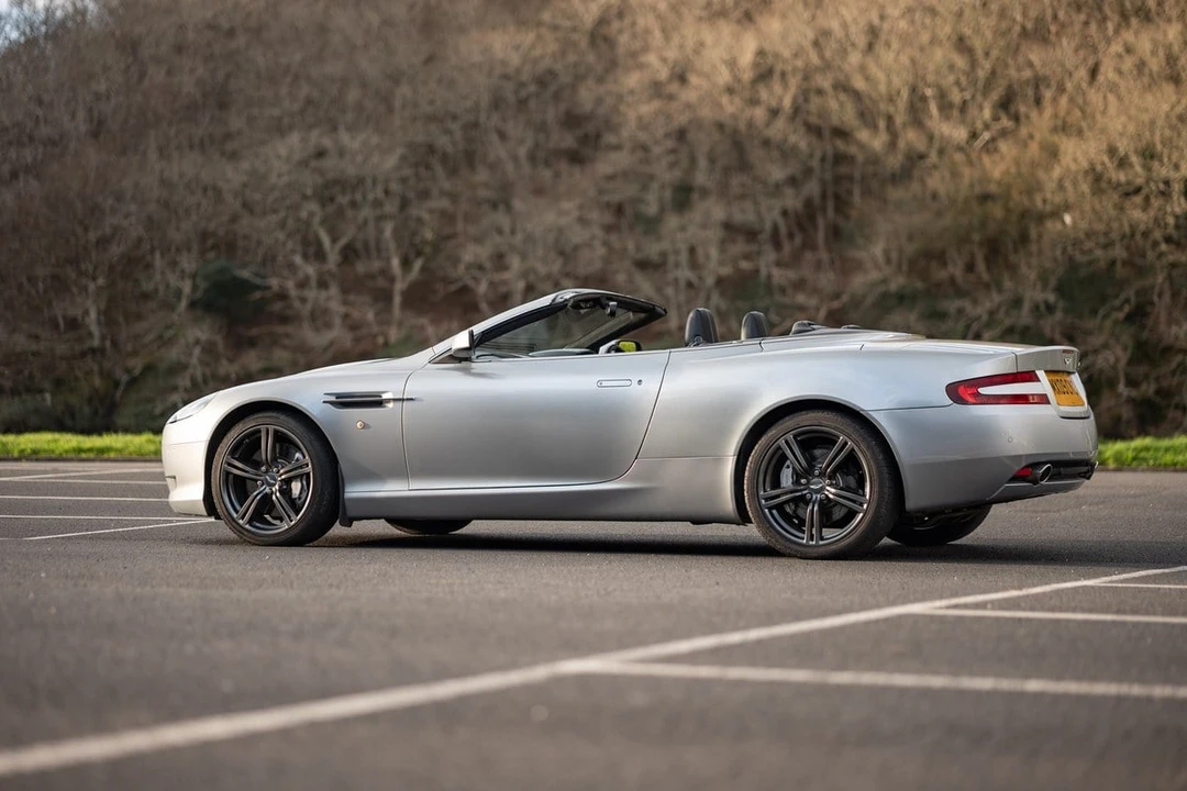 2009 Aston Martin DB9 - Image 17 of 30
