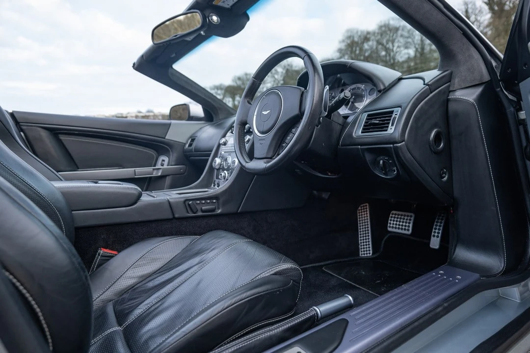 2009 Aston Martin DB9 - Image 27 of 30