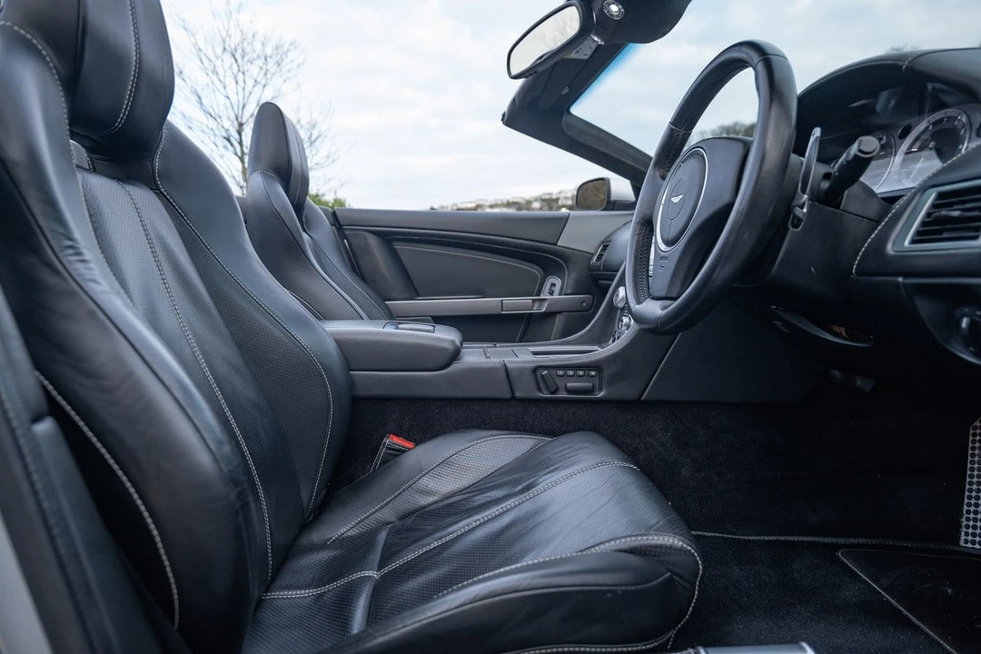 2009 Aston Martin DB9 - Image 29 of 30