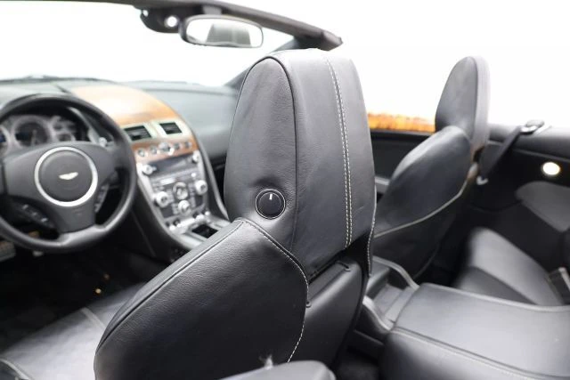 2009 Aston Martin DB9 - Image 16 of 21