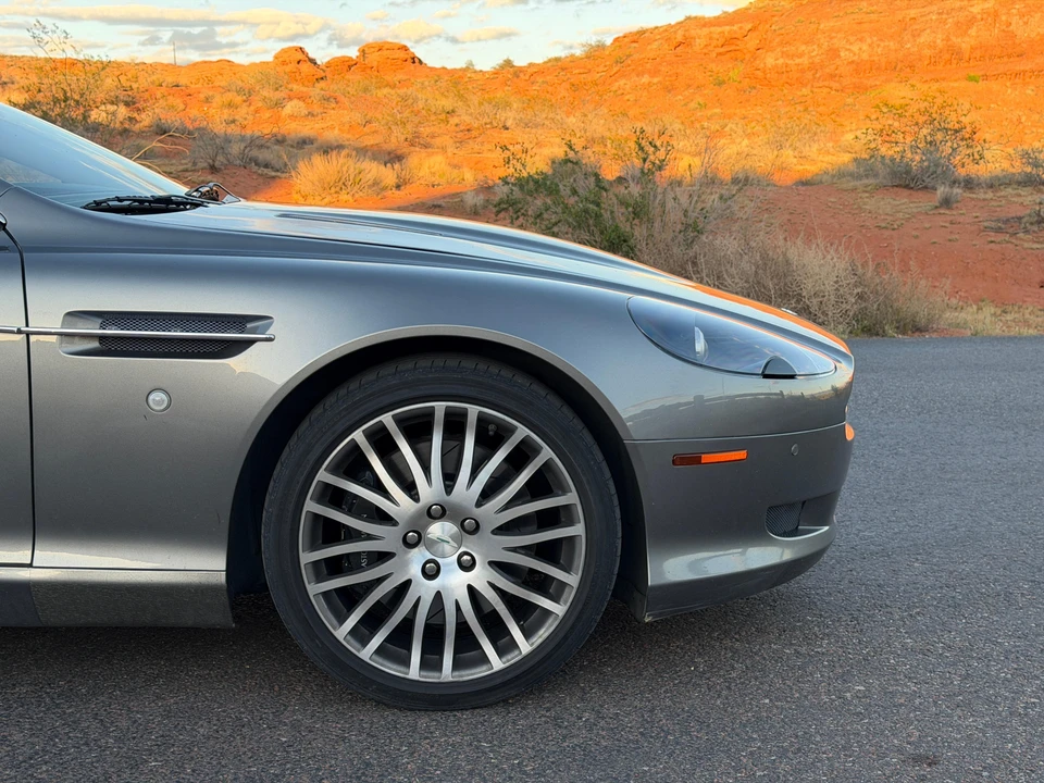 2009 Aston Martin DB9 - Image 28 of 31