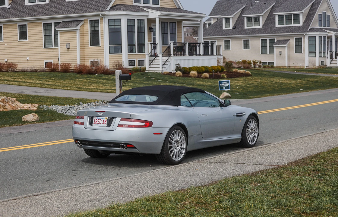 2009 Aston Martin DB9 - Image 25 of 31